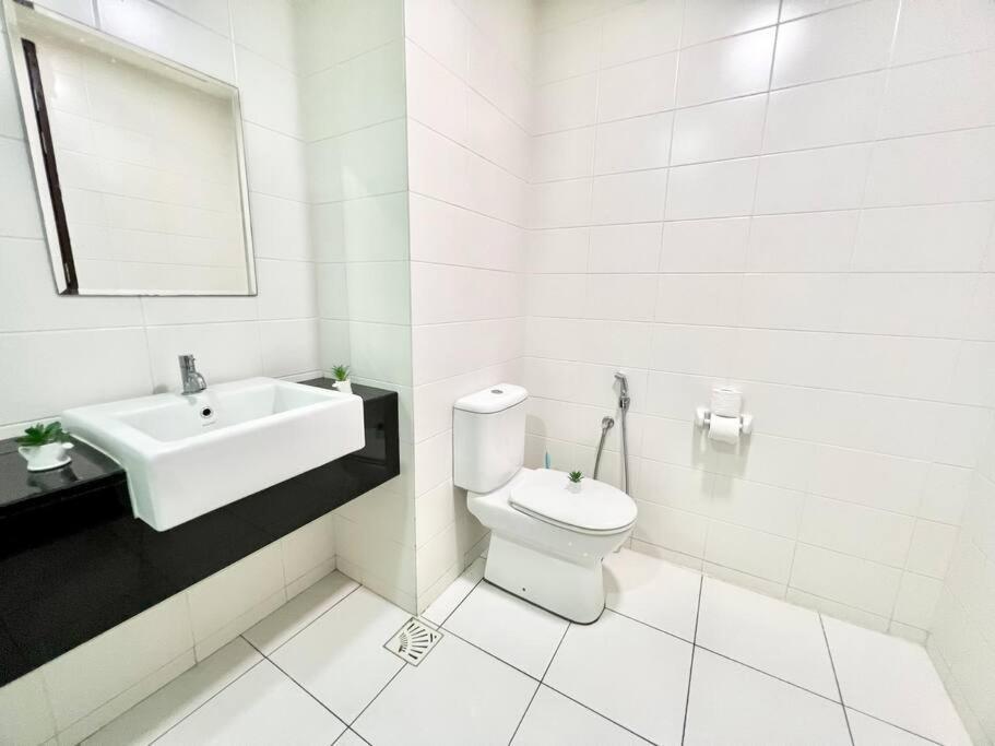 B Setia Alam 1-5 Pax Cozy Home Wifi&Tv Studio 3 Beds Trefoil Shah Alam Ngoại thất bức ảnh